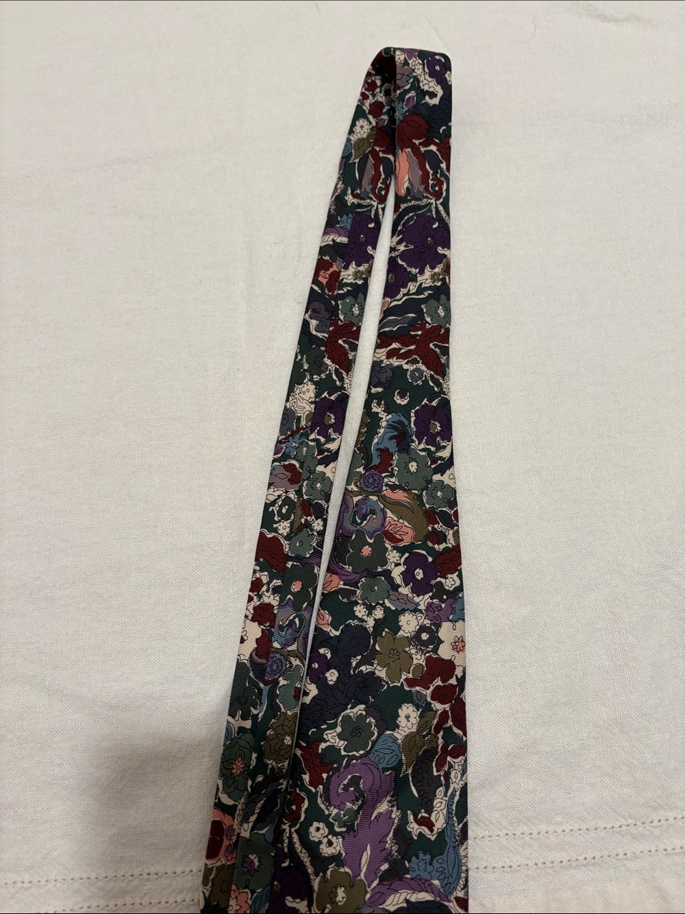 Structure Neck Tie - Picture 3 of 8